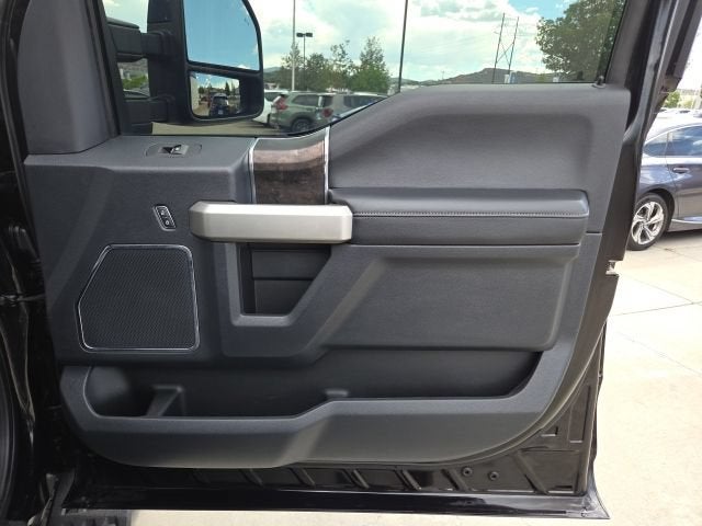 2022 Ford Super Duty F-350 SRW LARIAT