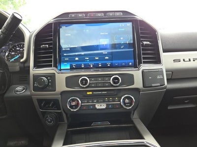 2022 Ford Super Duty F-350 SRW LARIAT