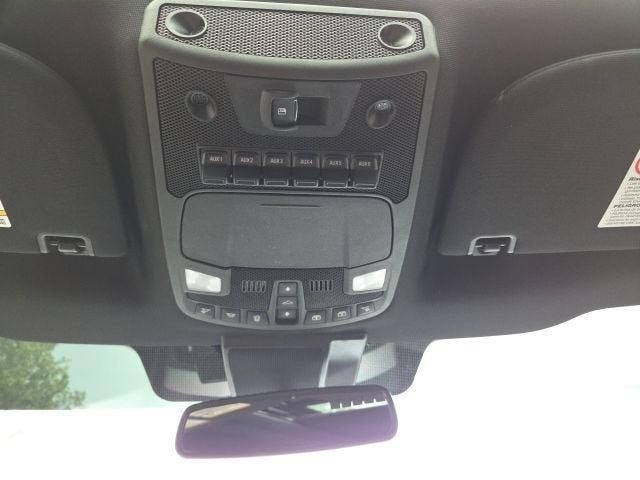 2022 Ford Super Duty F-350 SRW LARIAT