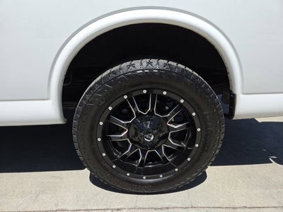 2019 Chevrolet Express Passenger LT