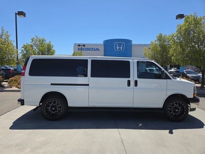 2019 Chevrolet Express Passenger LT