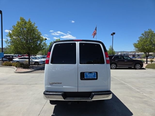 2019 Chevrolet Express Passenger LT