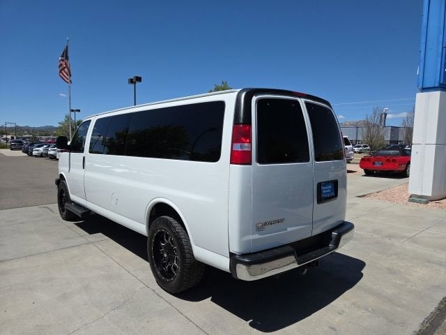 2019 Chevrolet Express Passenger LT