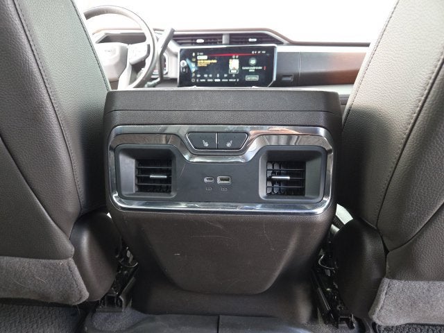 2024 GMC Sierra 3500HD Denali