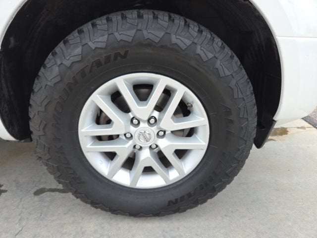 2017 Nissan Frontier SV V6
