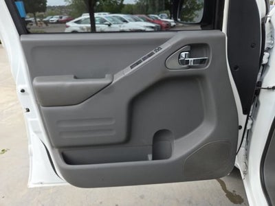 2017 Nissan Frontier SV V6