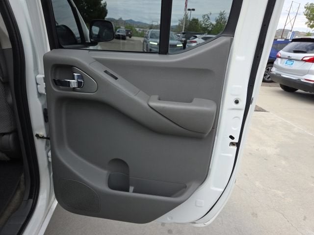 2017 Nissan Frontier SV V6