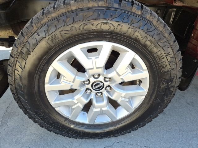 2022 Nissan Frontier SV