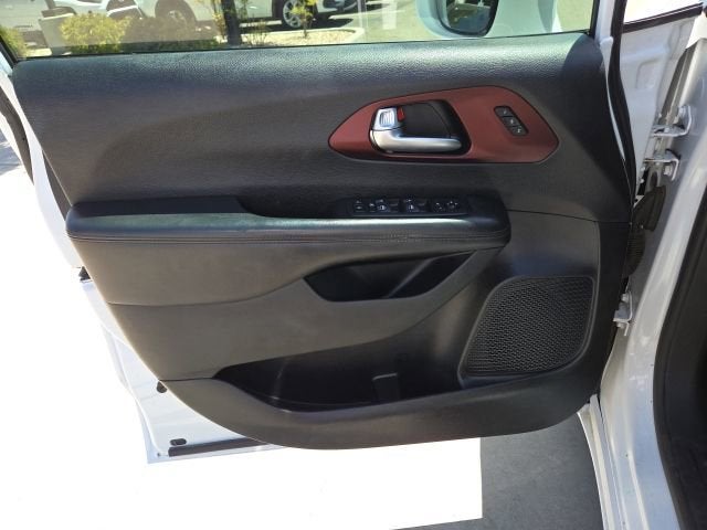 2020 Chrysler Pacifica Limited 35th Anniversary