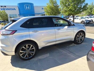 2016 Ford Edge Sport