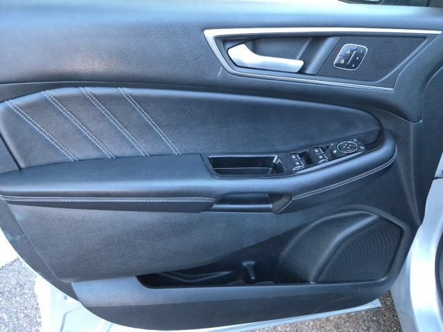 2016 Ford Edge Sport
