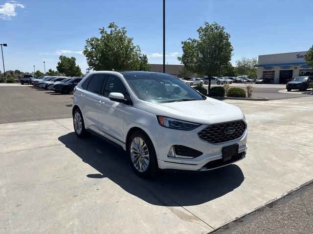 2020 Ford Edge Titanium