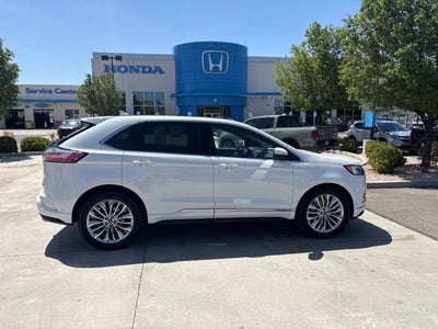2020 Ford Edge Titanium