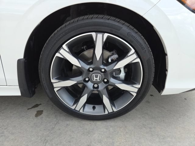 2025 Honda Civic Sport Touring - Photo 14