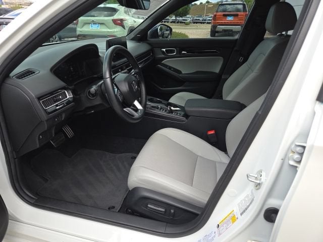 2025 Honda Civic Sport Touring - Photo 16