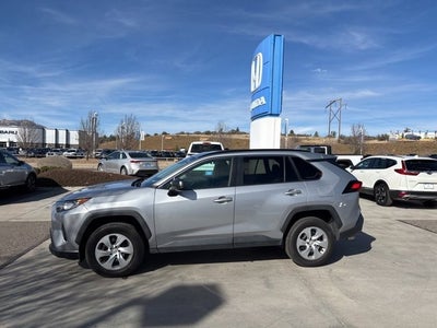 2019 Toyota RAV4 LE