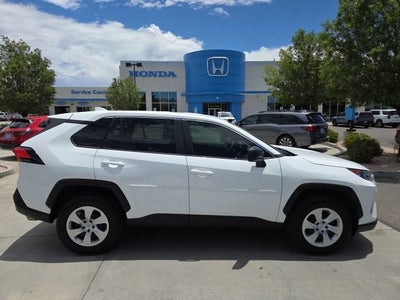 2022 Toyota RAV4 LE