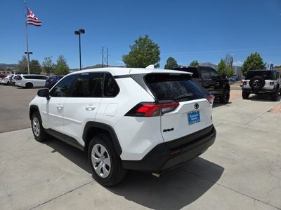 2022 Toyota RAV4 LE