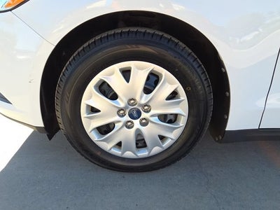 2013 Ford Fusion S