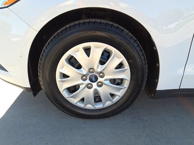 2013 Ford Fusion S