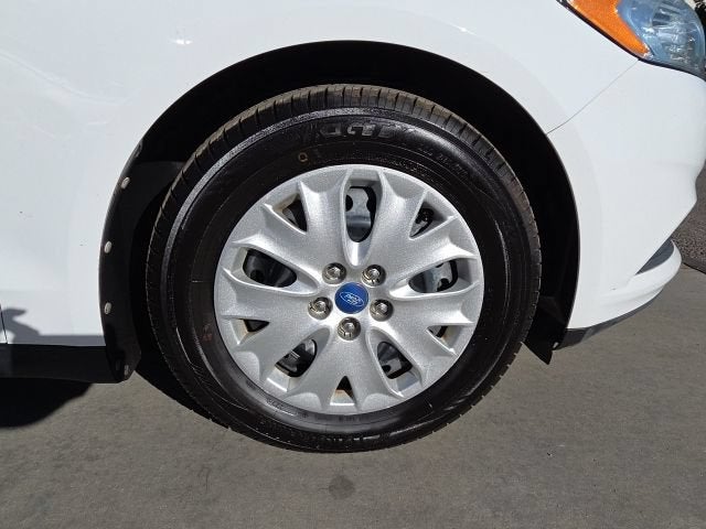 2013 Ford Fusion S