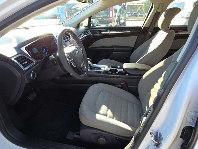 2013 Ford Fusion S
