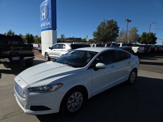 2013 Ford Fusion S