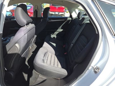 2016 Ford Fusion SE