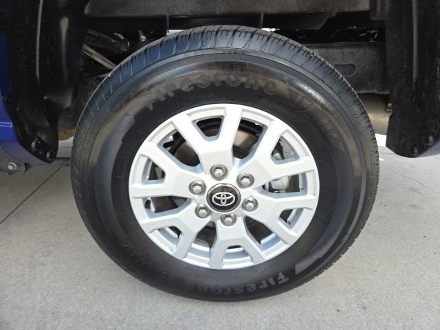 2025 Toyota Tacoma 4WD SR5