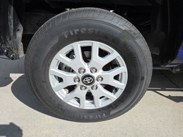 2025 Toyota Tacoma 4WD SR5