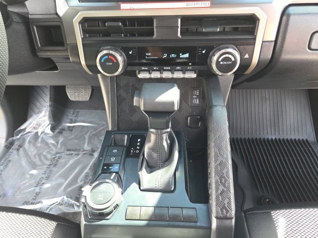 2025 Toyota Tacoma 4WD SR5
