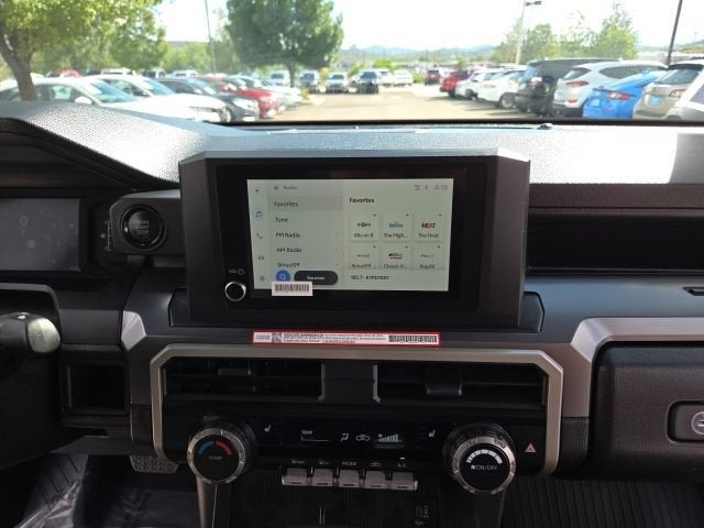 2025 Toyota Tacoma 4WD SR5