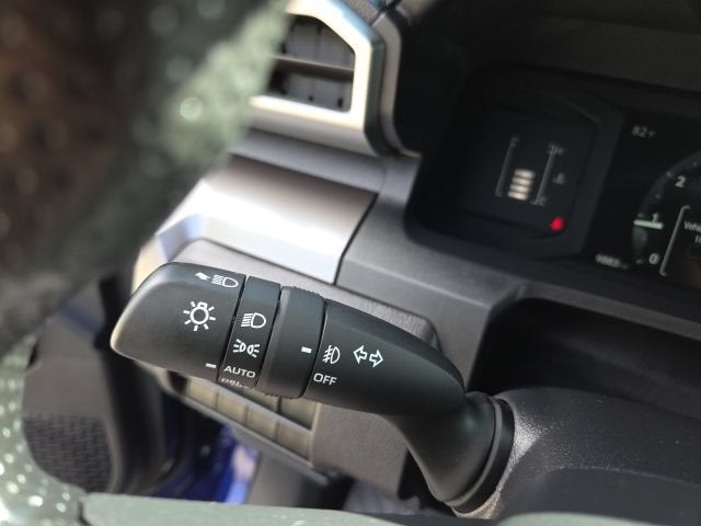 2025 Toyota Tacoma 4WD SR5