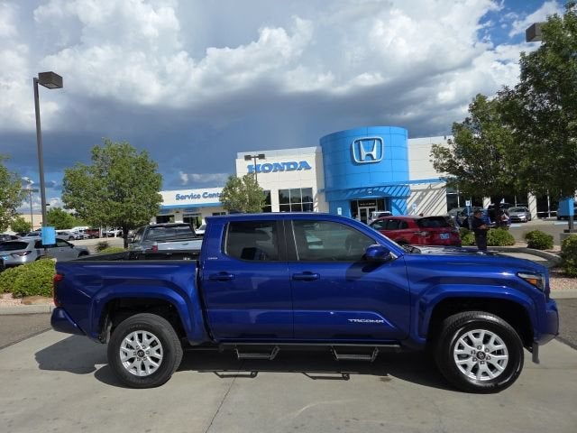 2025 Toyota Tacoma 4WD SR5