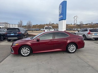 2022 Toyota Camry LE