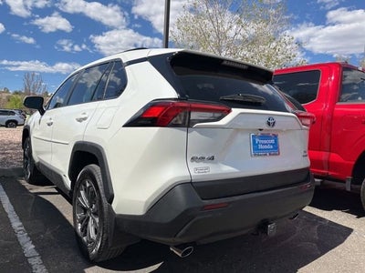 2022 Toyota RAV4 Hybrid XLE Premium