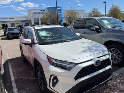 2022 Toyota RAV4 Hybrid XLE Premium