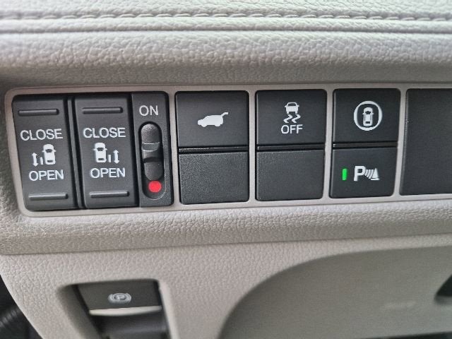 2023 Honda Odyssey Touring - Photo 20