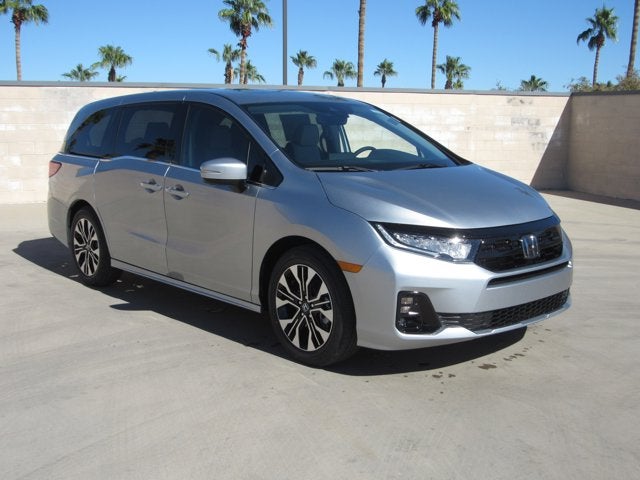 2026 Honda Odyssey Elite's photo