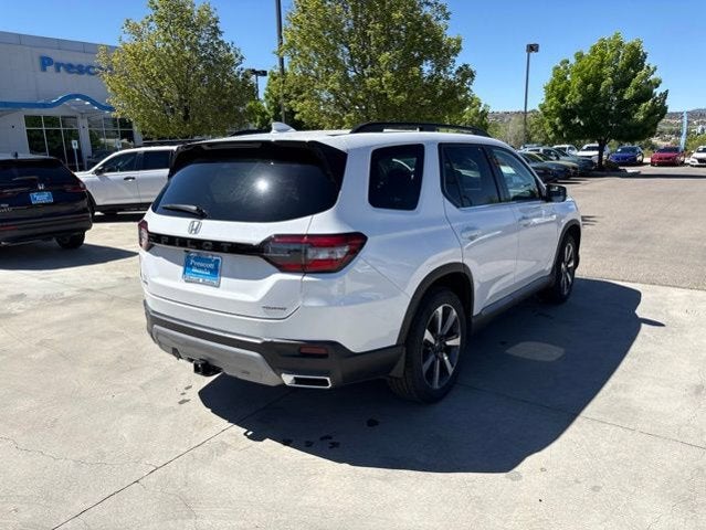 2023 Honda Pilot Touring