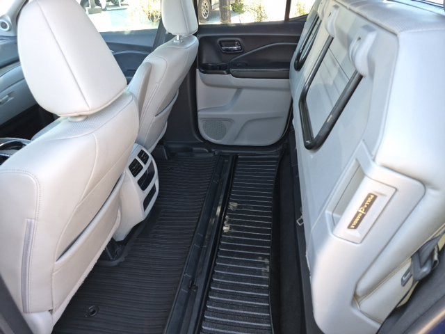 2017 Honda Ridgeline RTL-T - Photo 31