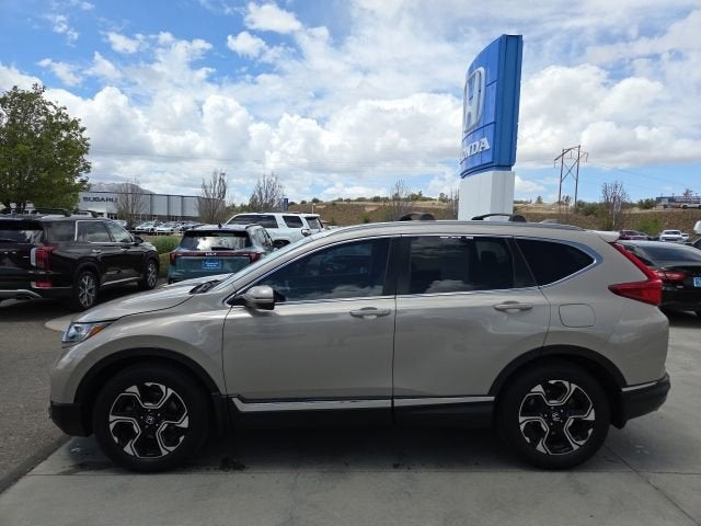 2018 Honda CR-V Touring 2WD's photo