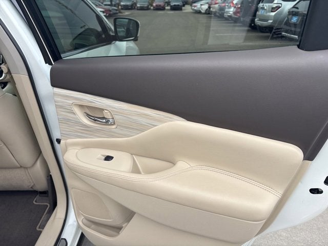 2017 Nissan Murano Platinum