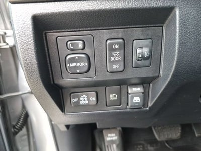 2018 Toyota Tundra 4WD SR5