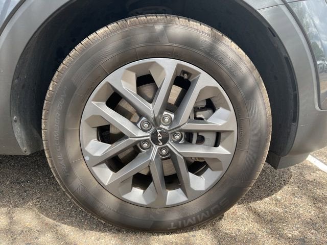 2023 Kia Telluride LX