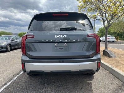 2023 Kia Telluride LX
