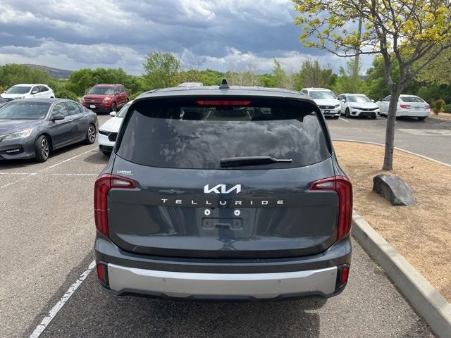 2023 Kia Telluride LX
