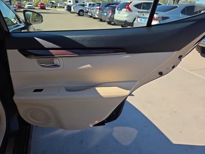 2013 Lexus ES 350 4dr Sdn
