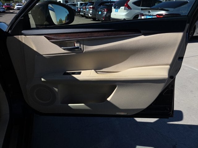 2013 Lexus ES 350 4dr Sdn
