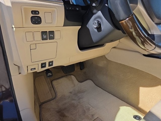 2013 Lexus ES 350 4dr Sdn